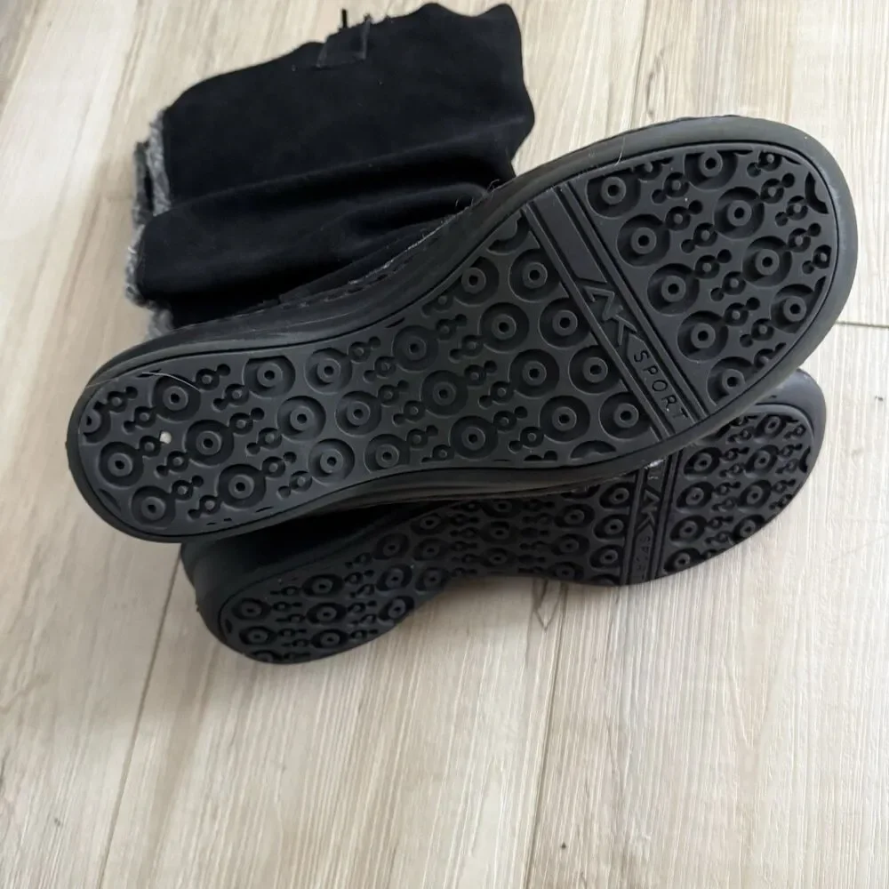 NEW AK ANNE KLEIN KAIL BLACK SUEDE Faux Fur cuff Winter Boots Snow Size 8